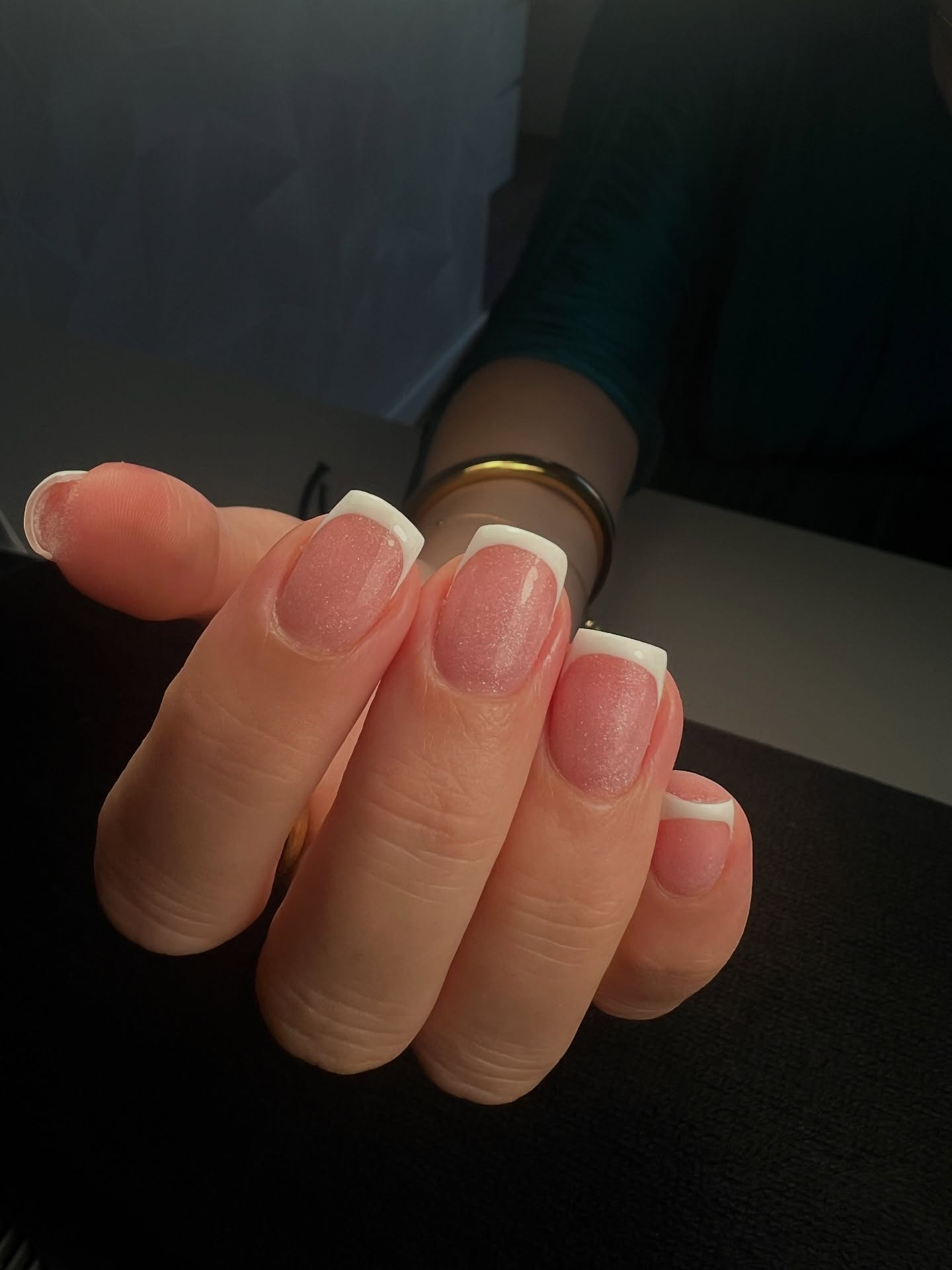 Naturel nagels met witte French tips